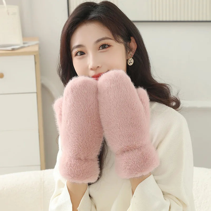 Winter Fluff Mittens