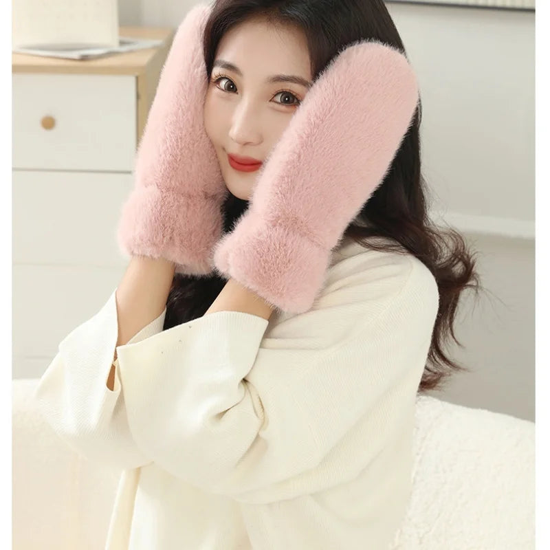 Winter Fluff Mittens